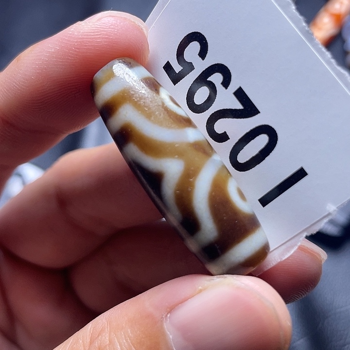 玛瑙/玉髓颈饰未镶嵌有坑