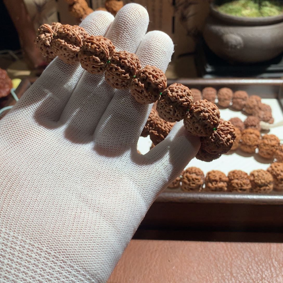 金刚菩提手串玉龙梅花20