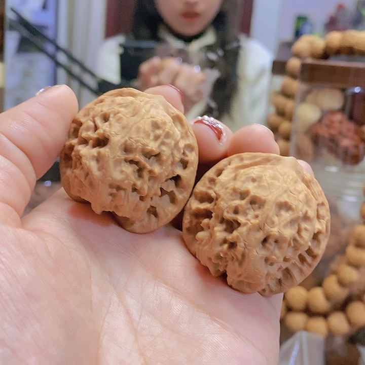 【闪购商品】文玩核桃把件调*40野狼