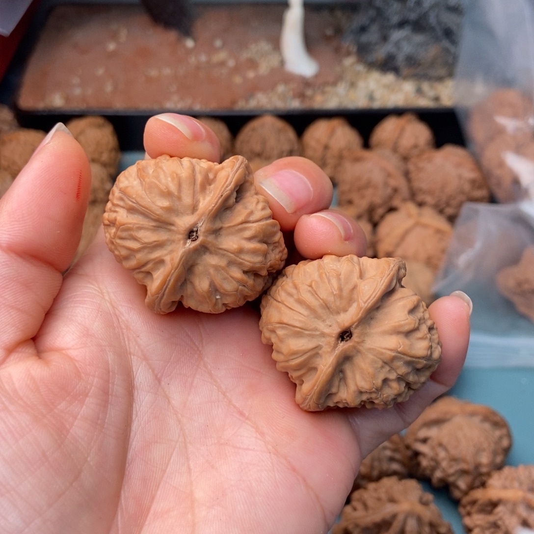 文玩核桃吊坠红方印14