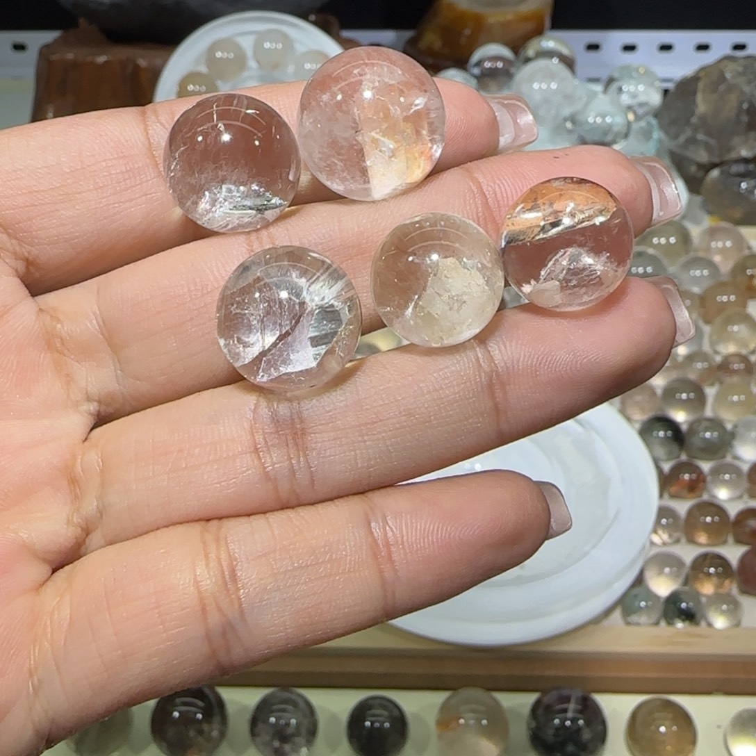 易***燃珠宝半成品水晶未镶嵌