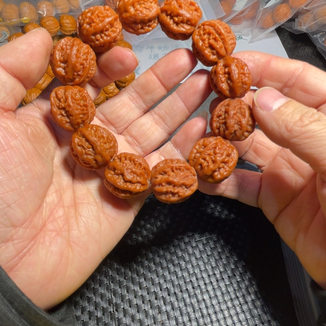 手串文玩核桃霸王龙京八棱