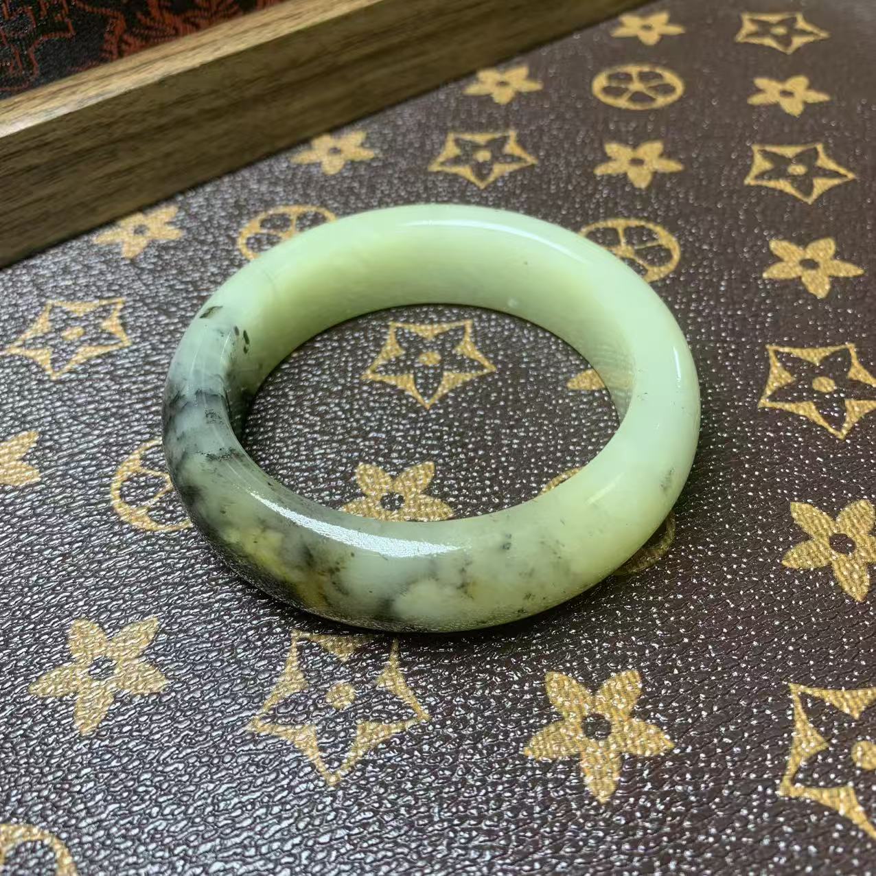【精品岫玉】56+圈口特色花玉  天然玉石 19（默认微瑕）