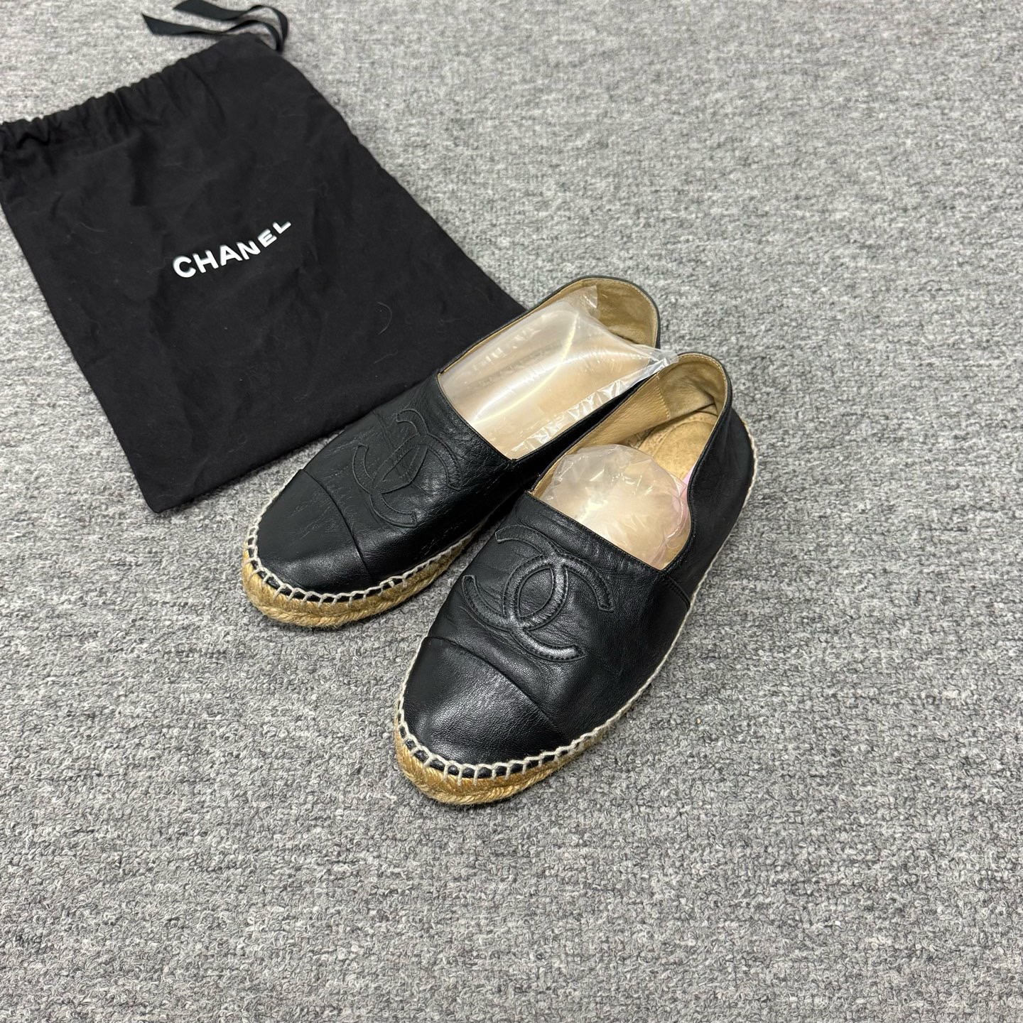 99新 AMIPARIS chanel黑色渔夫鞋37码