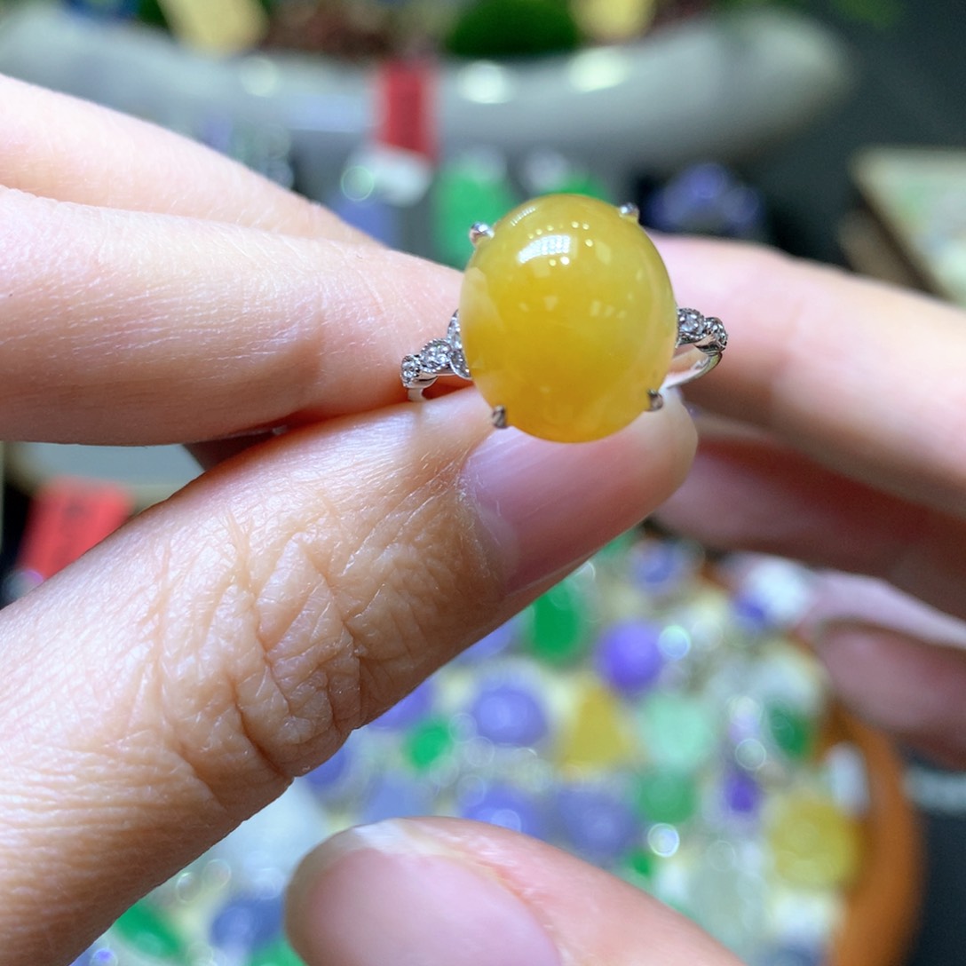 【闪购商品】翡翠颈饰18K金镶嵌翡翠吊坠项链