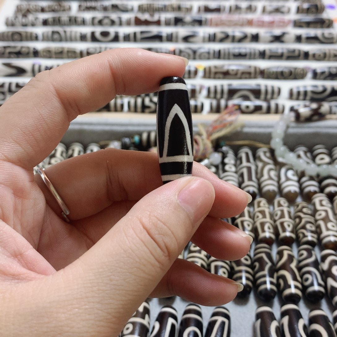 未镶嵌颈饰玛瑙/玉髓