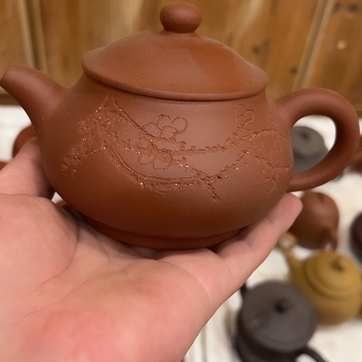 紫砂茶壶瑕疵………………