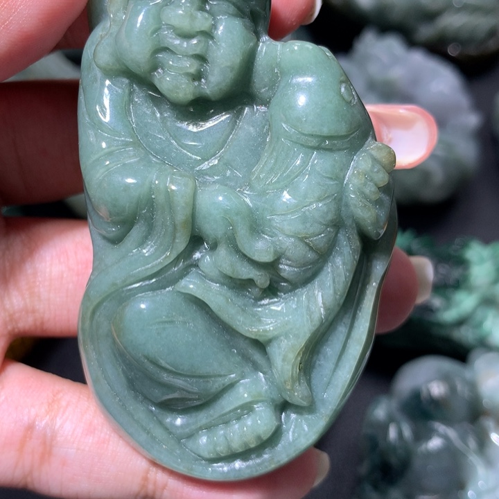翡翠未镶嵌颈饰保真天然a货翡翠