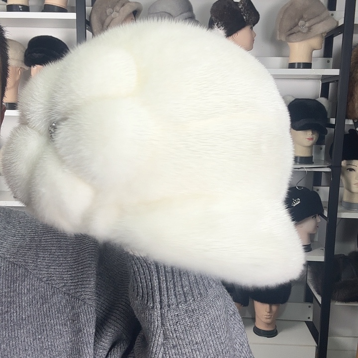 水貂皮白色水貂帽子古典梅花图案368