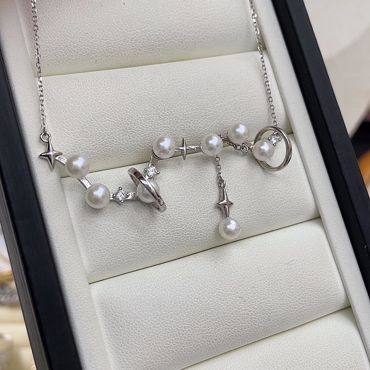 颈饰银S925镶嵌淡水珍珠