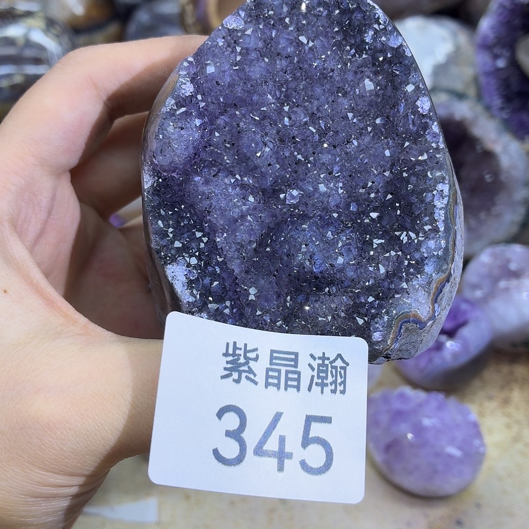 未镶嵌水晶大型摆件（非配饰）