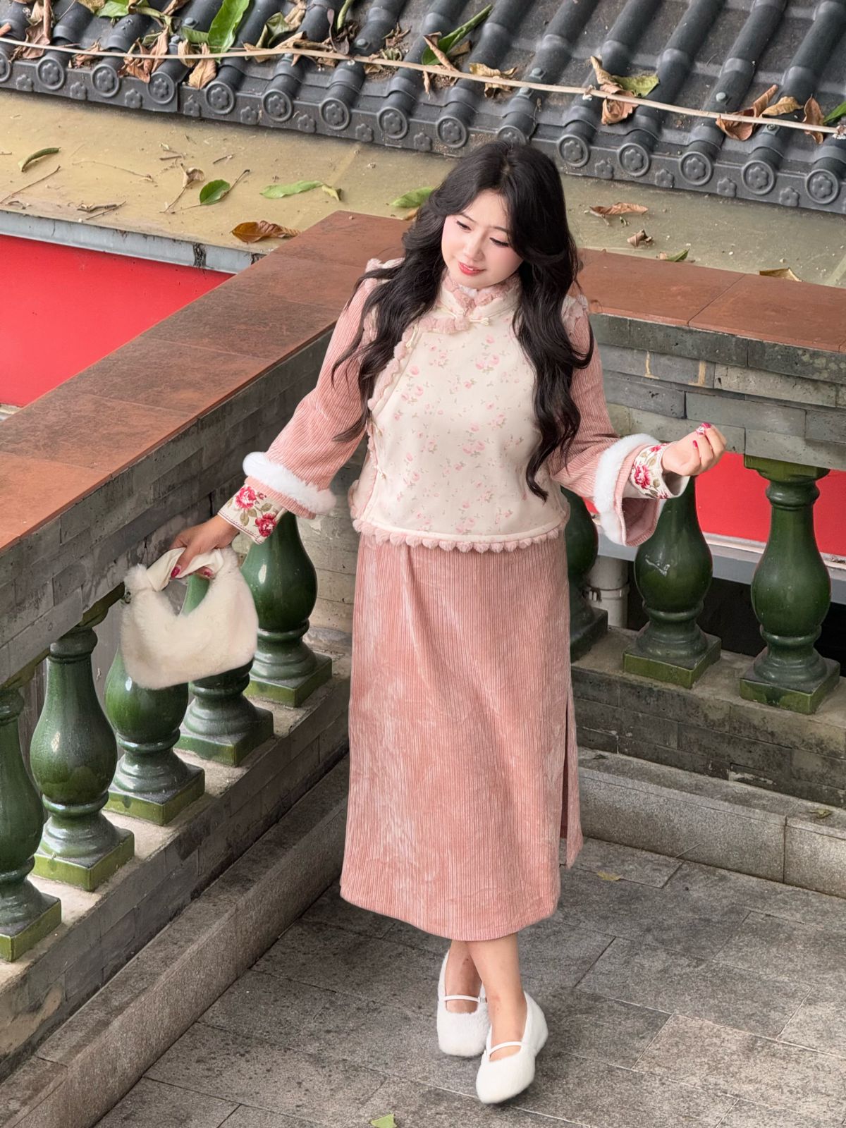 码加加51816胖MM2025秋冬新款新中式甜美百搭显瘦旗袍连衣裙套装