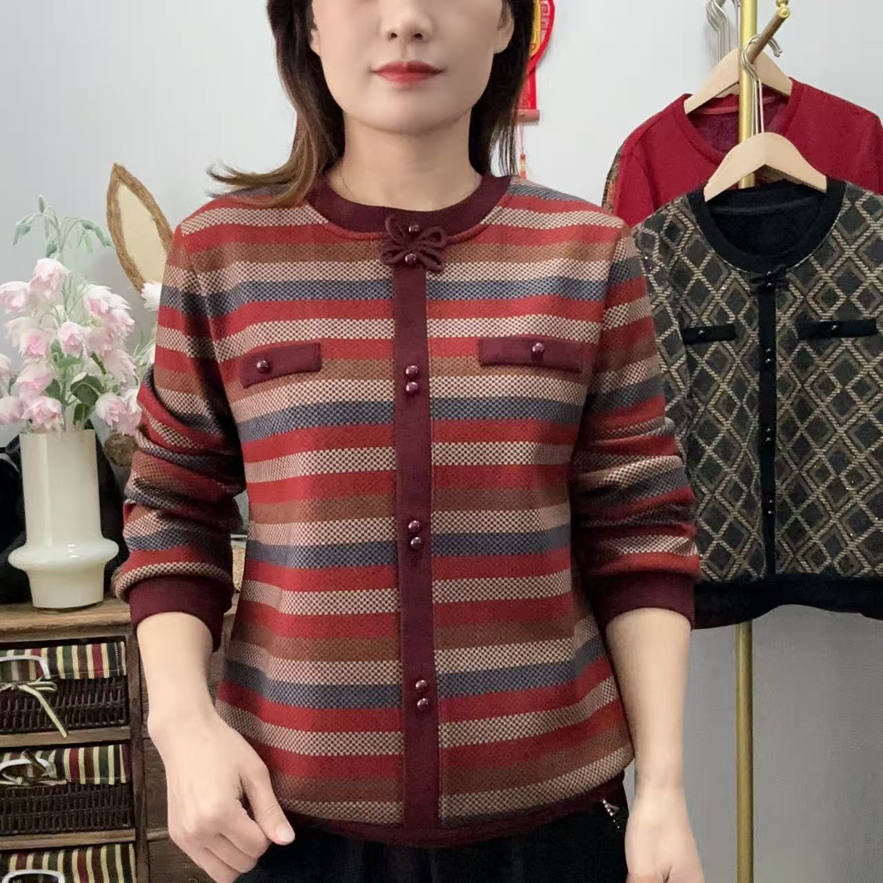 【丽姐】秋冬加绒加厚妈妈装条纹圆领女士上衣