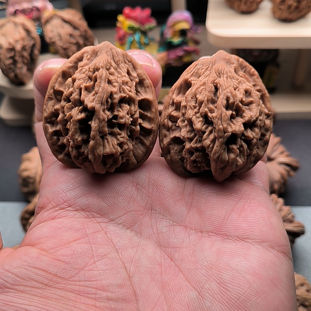 文玩核桃吊坠老树麦穗虎头41+尺46+高