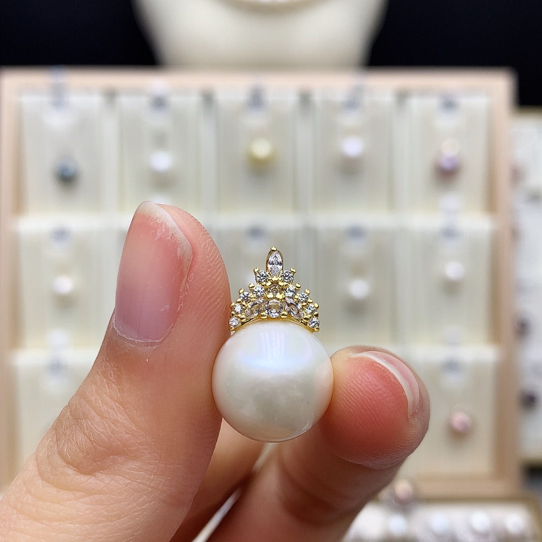 合金淡水珍珠颈饰