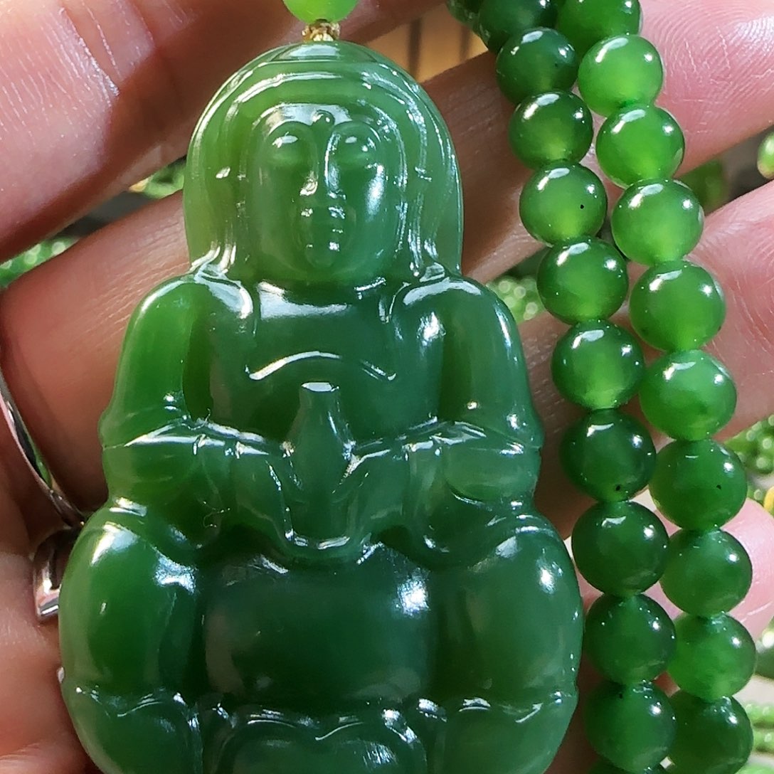 和田玉（碧玉）颈饰未镶嵌