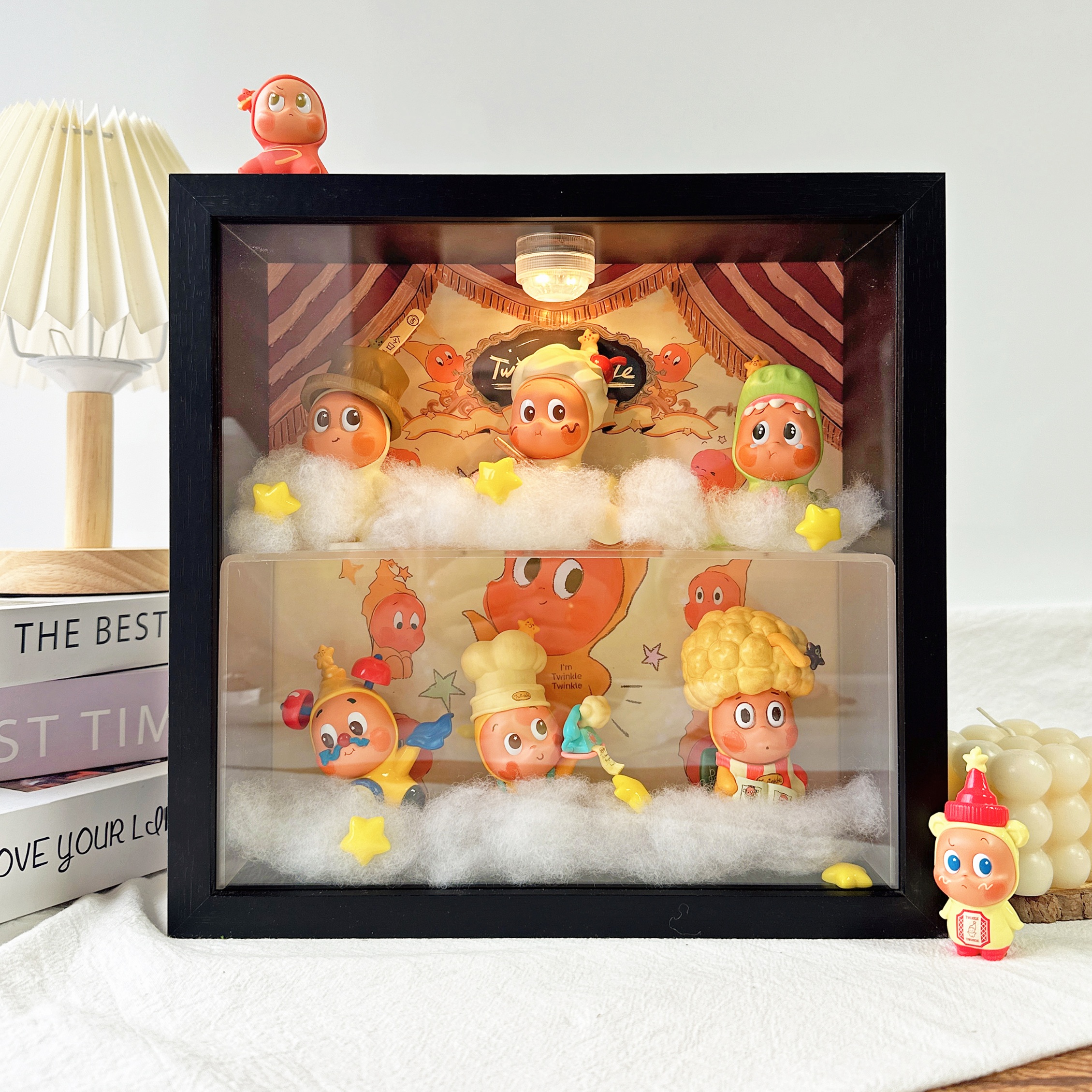 泡泡玛特星星人系列盲盒展示盒手办收纳立体相框摆件礼物带遥控灯