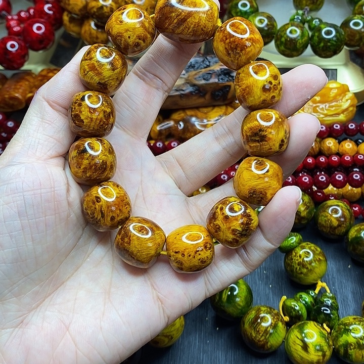 松木琥珀木文玩手串