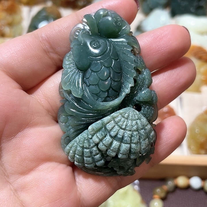 岫玉吊坠(赠链)未镶嵌