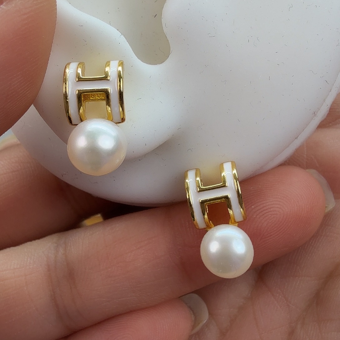 未镶嵌淡水珍珠耳饰