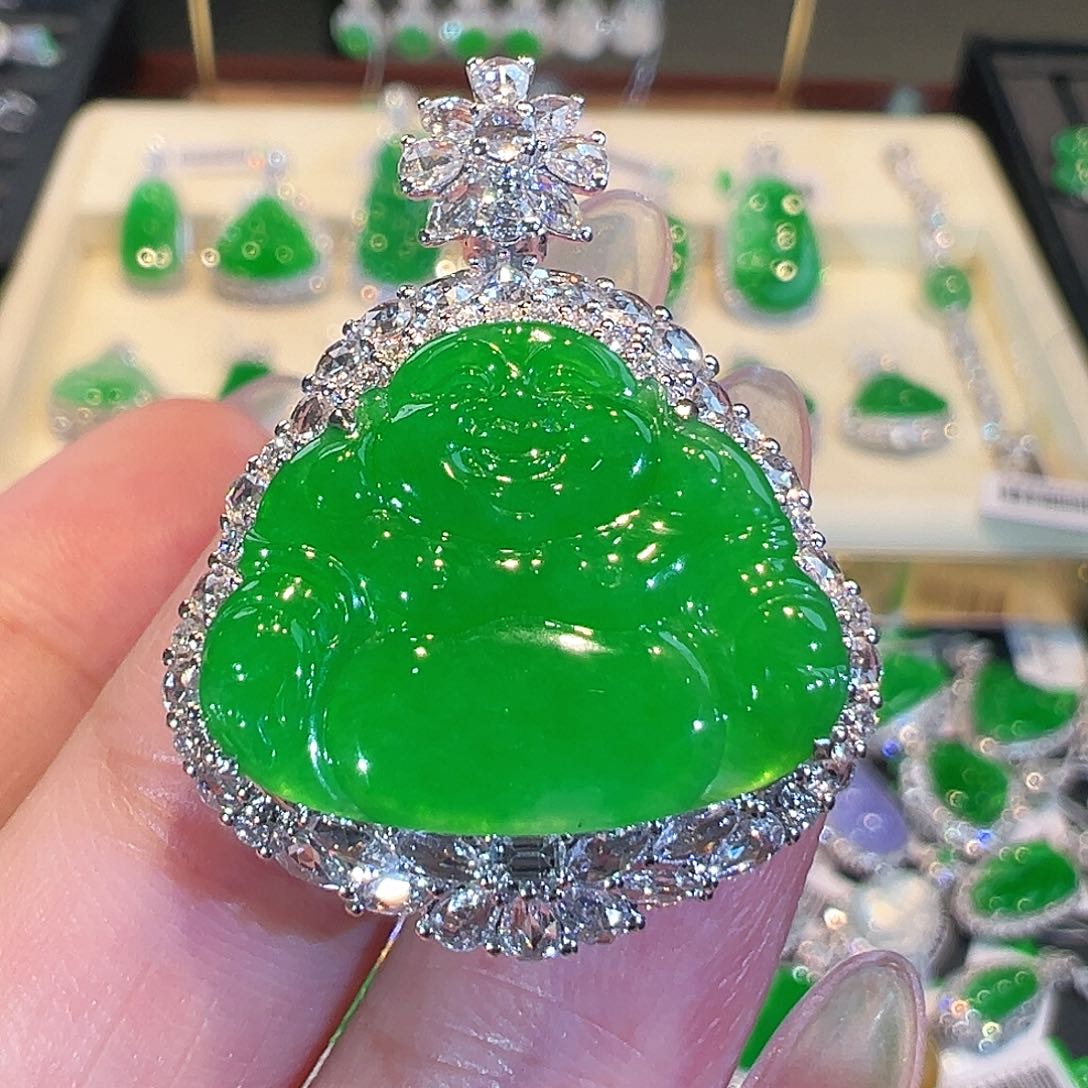 翡翠吊坠(不含链)18K金镶嵌翡翠