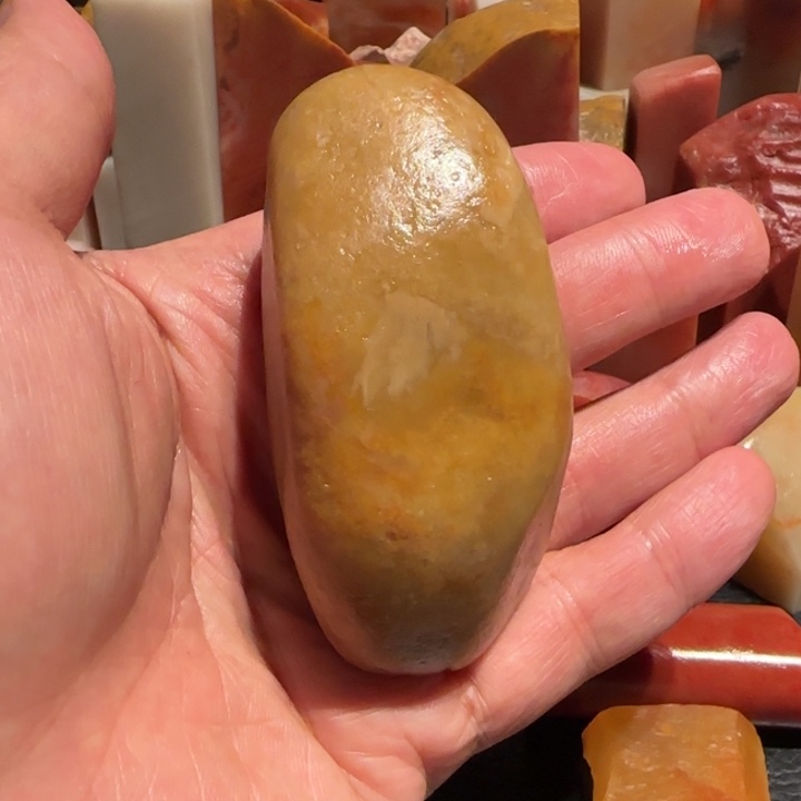 老挝石田黄原石，