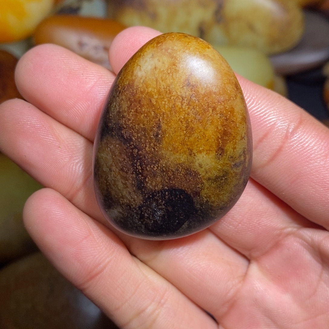 和田玉未镶嵌珠宝奇石