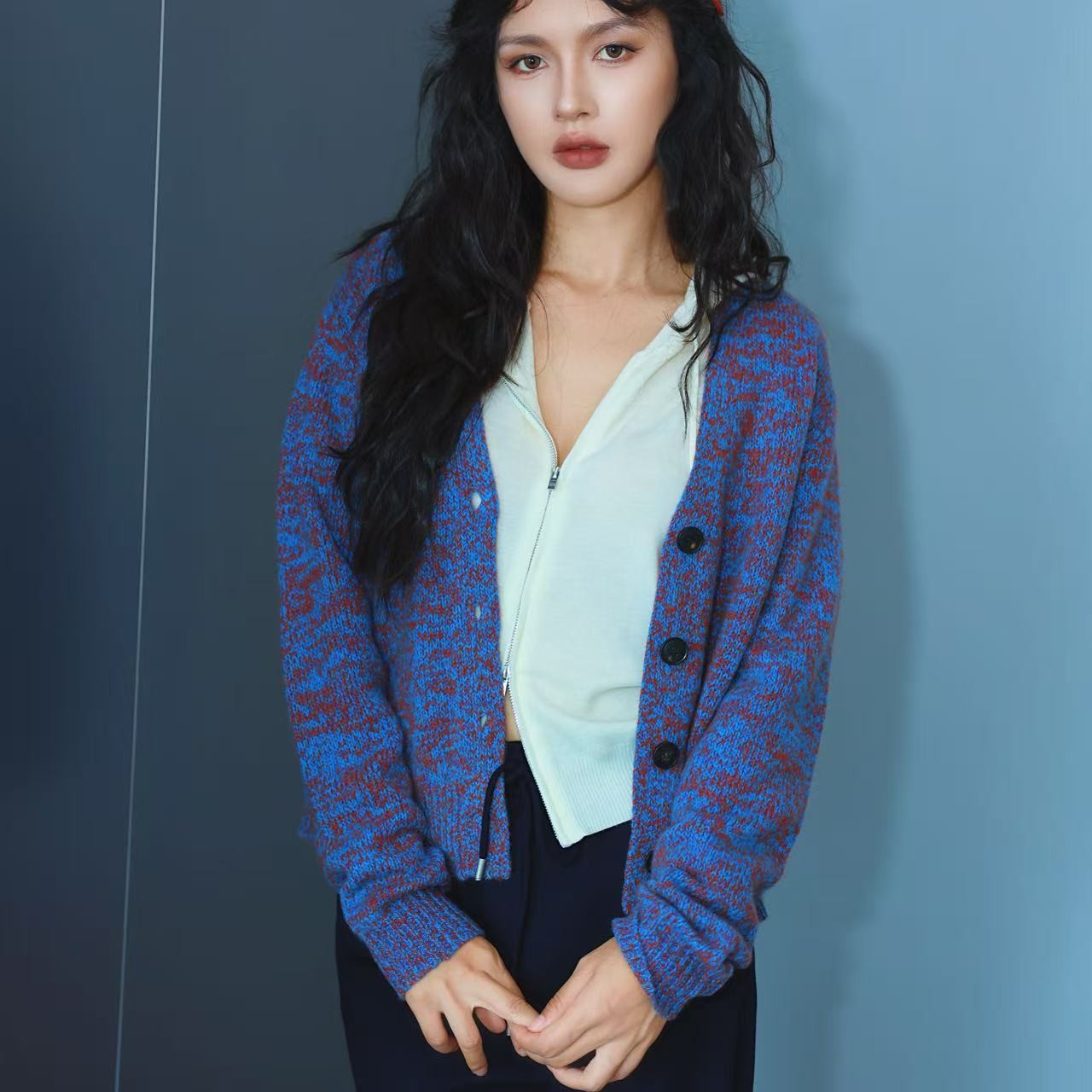 彩色V领毛衣711722