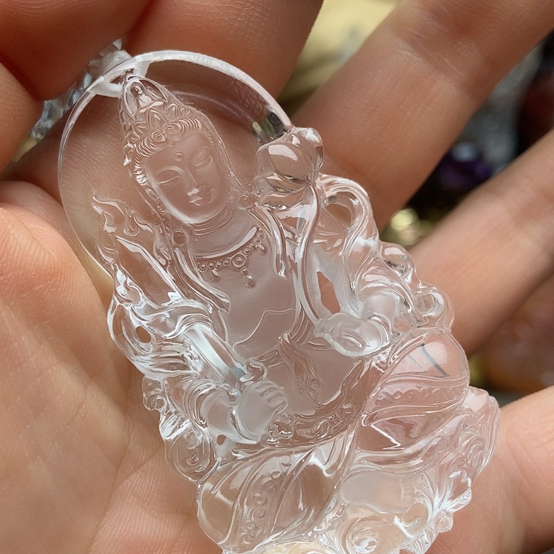 颈饰未镶嵌水晶吊坠