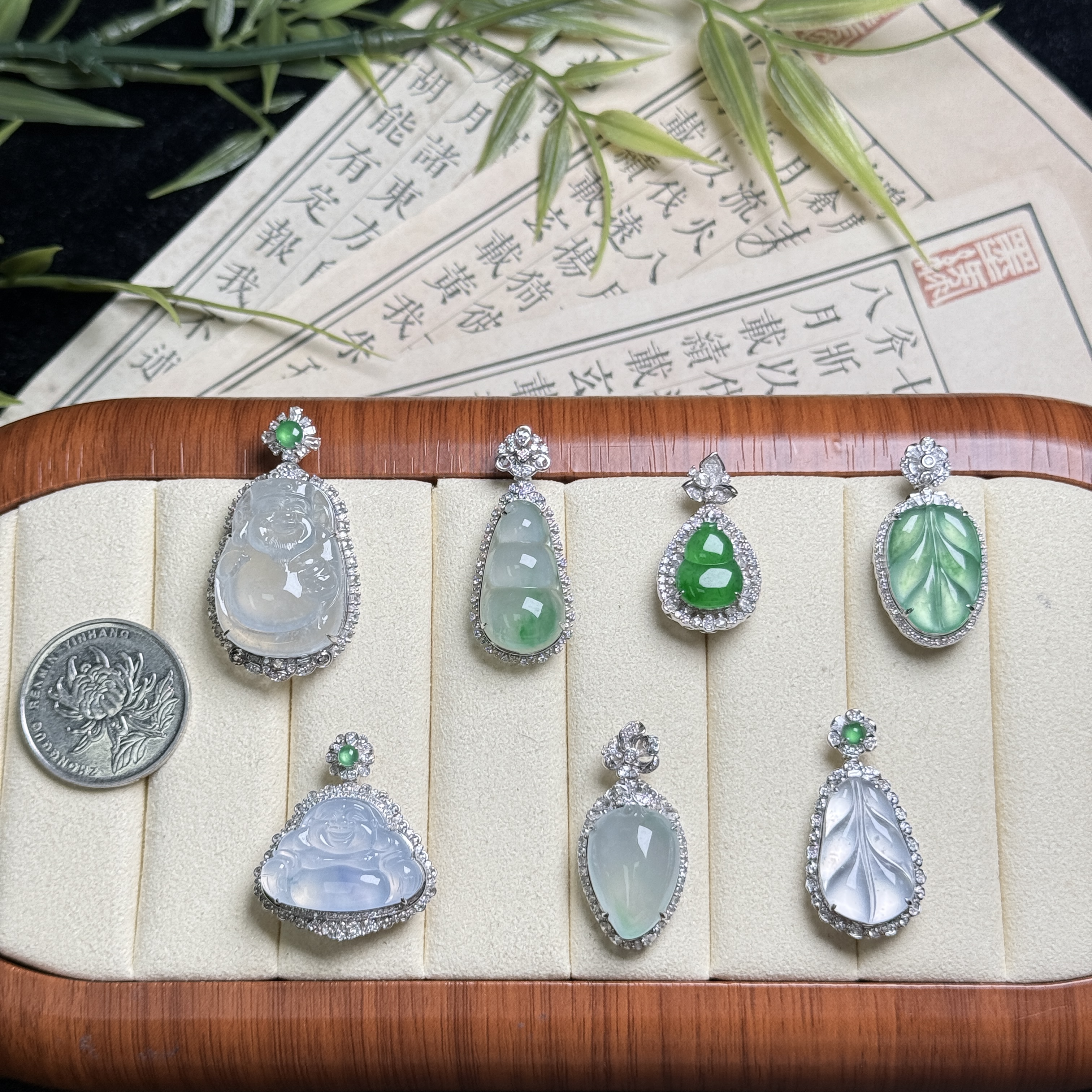 思懿珠宝  18K翡翠吊坠-19800-3-XMG-多样性发一