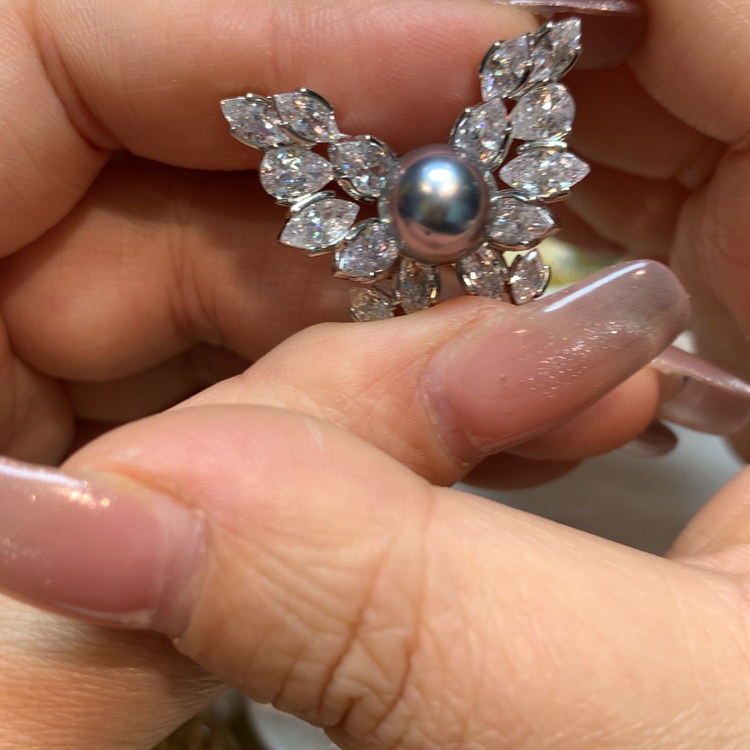 海水珍珠胸饰未镶嵌