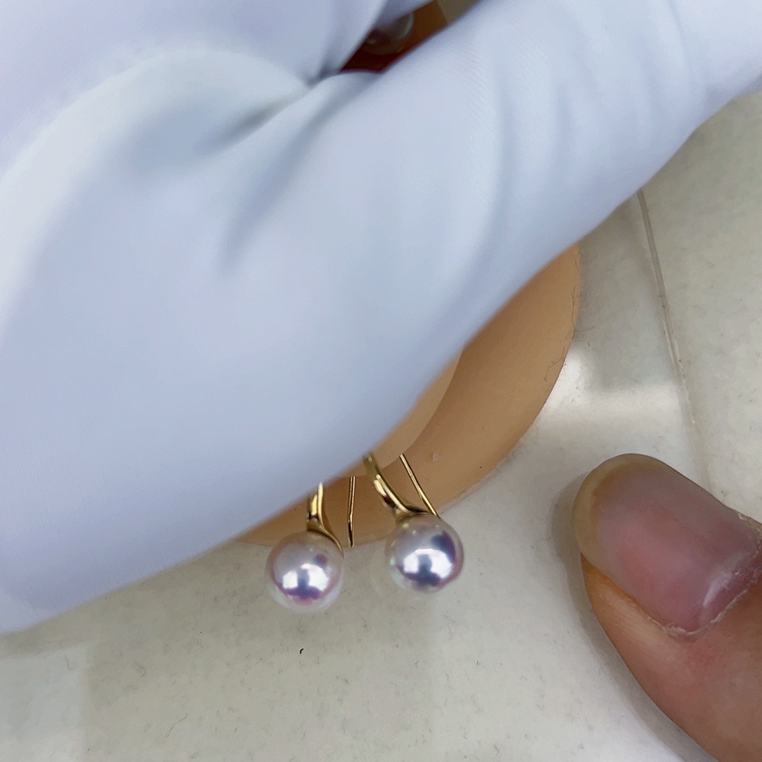 海水珍珠海水akoya高跟鞋耳勾7.5-8mm18K金镶嵌