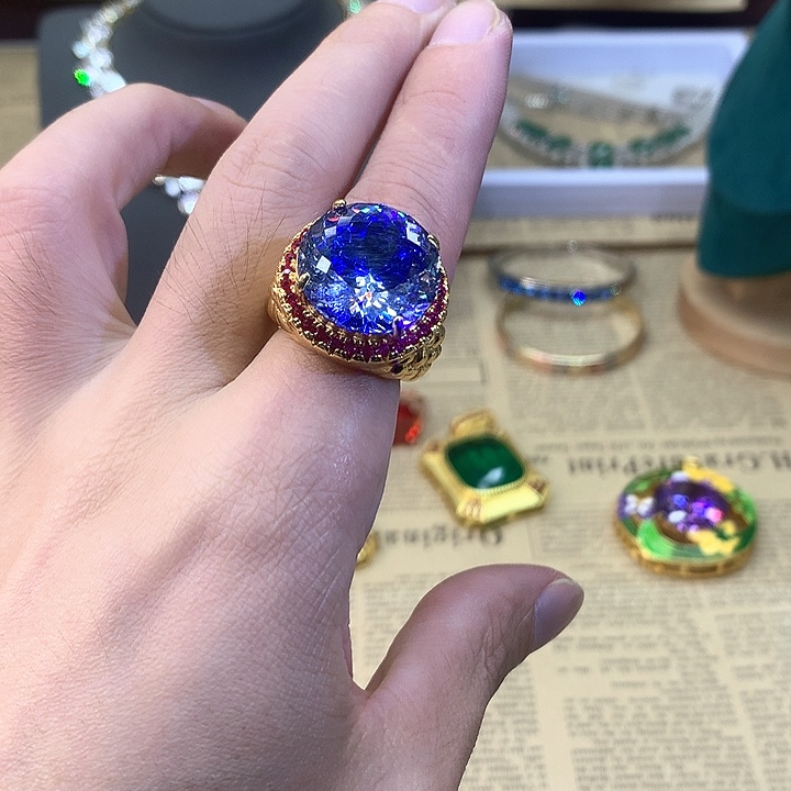 无非金属111戒指。 