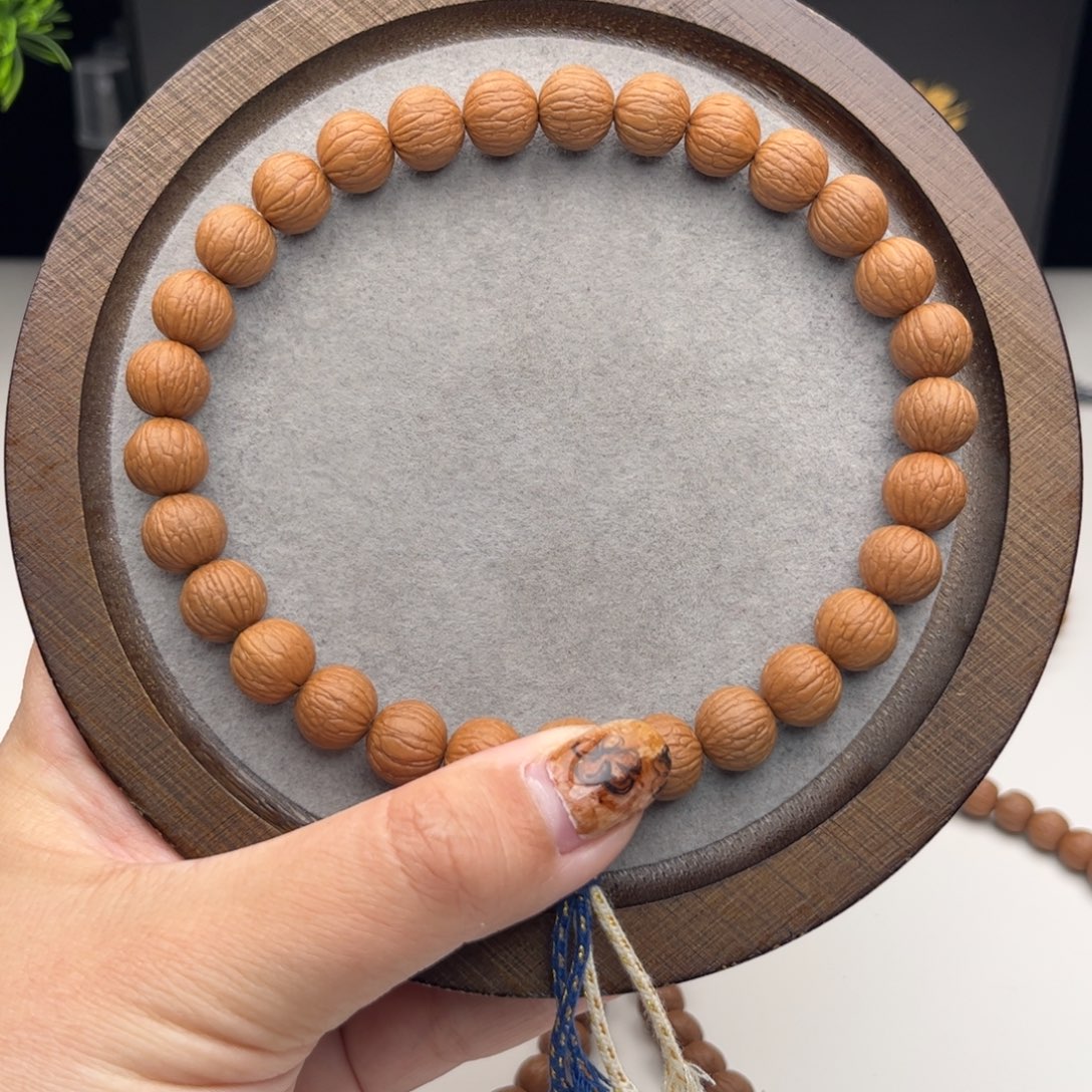 生***淡猴头核桃吊坠11.2-11.4凤羽强迫症