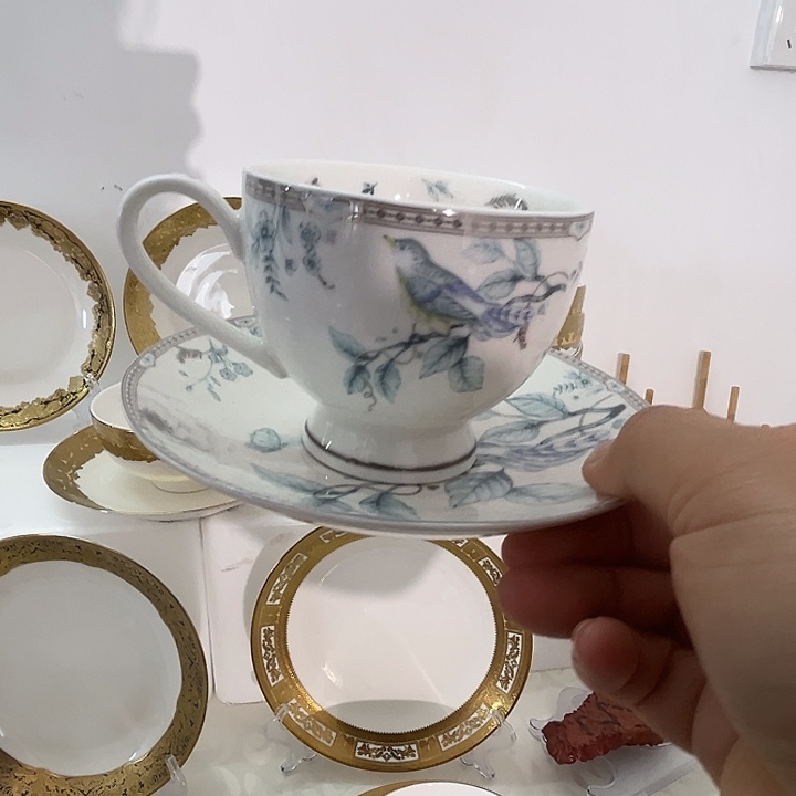 新骨瓷默认微瑕，1套咖啡杯碟鸟