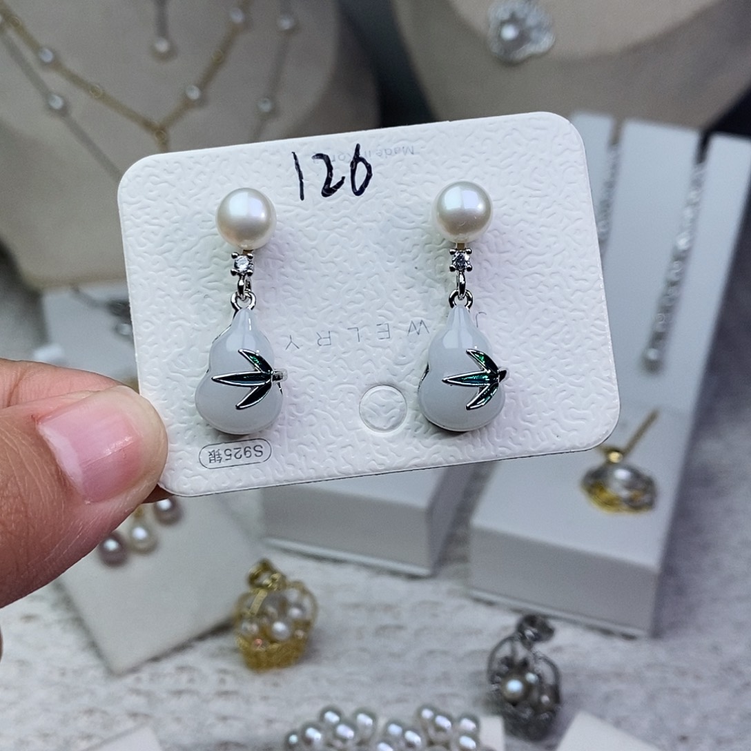 银S925镶嵌淡水珍珠耳饰