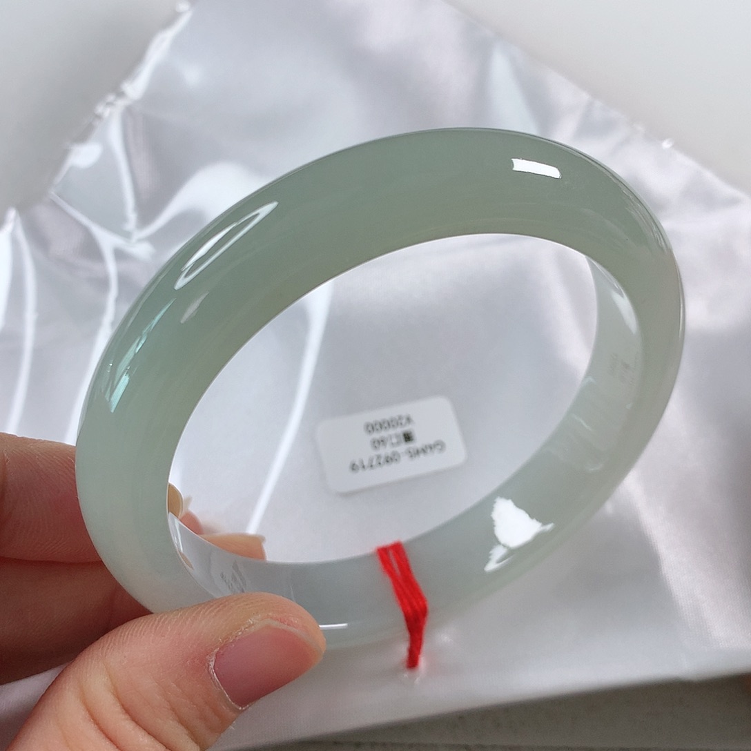 翡翠手镯未镶嵌①⑤⑨