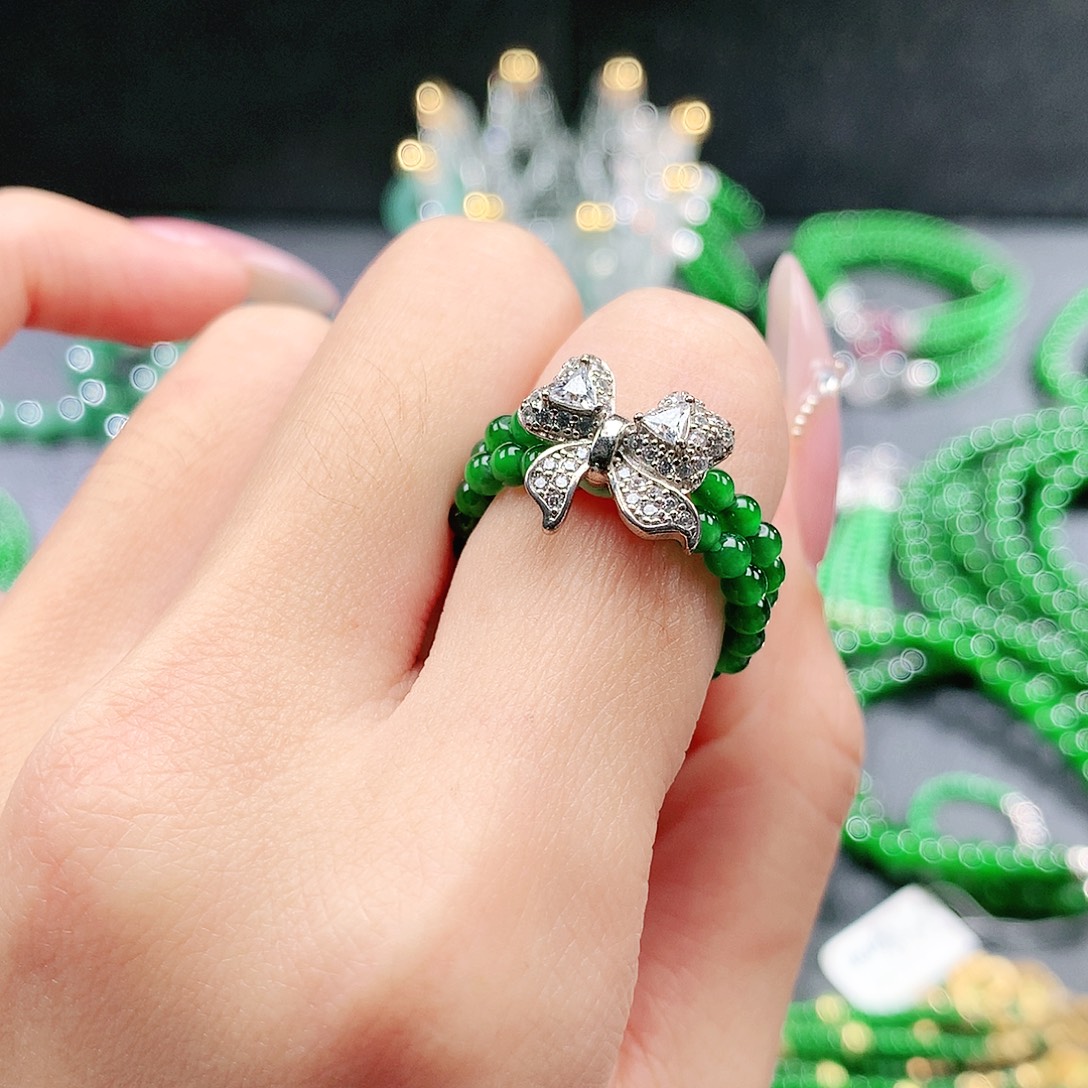 翡翠未镶嵌手串戒指