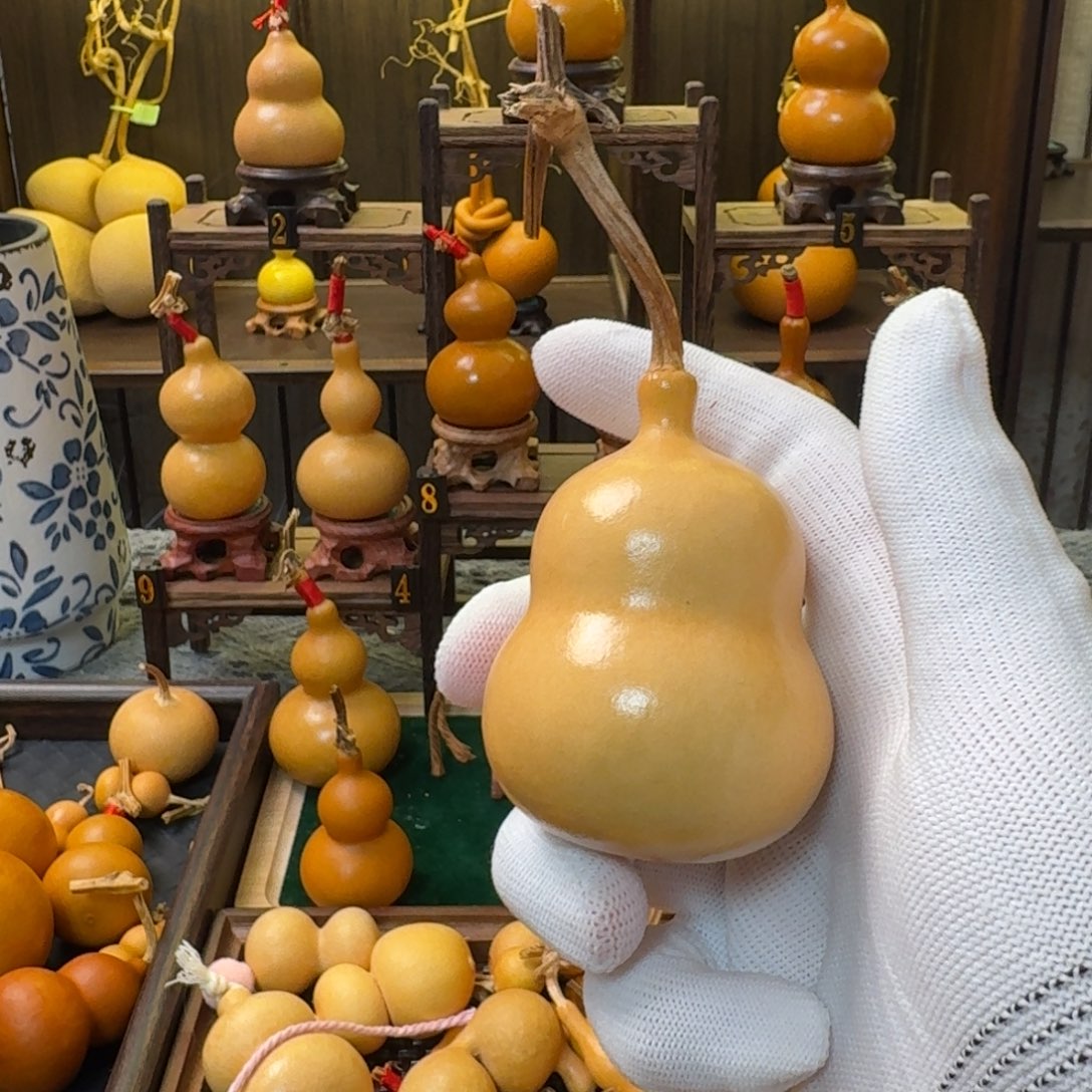 听***雨木精品小葫芦摆件手把件