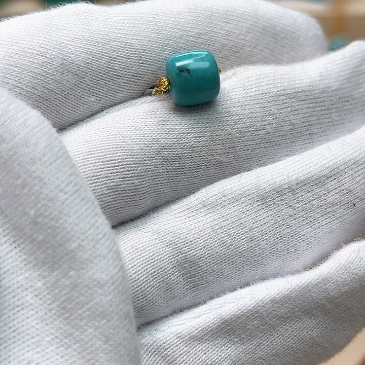 绿松石珠宝未镶嵌