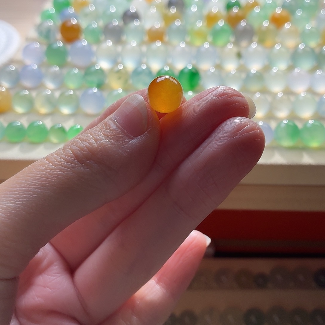 萌***忆翡翠散珠翡翠1130