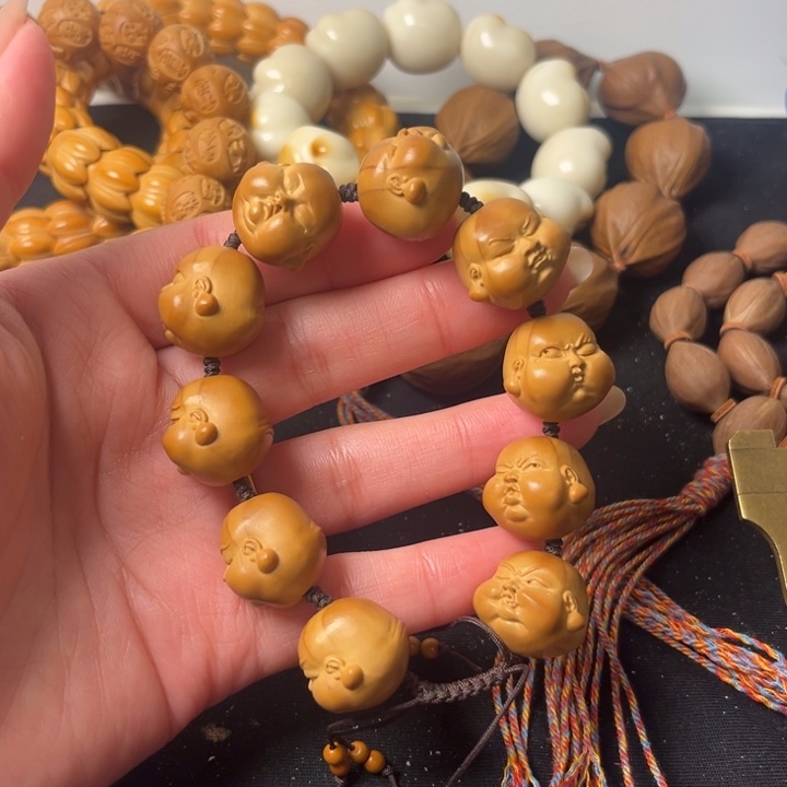 橄榄核手串人生百态