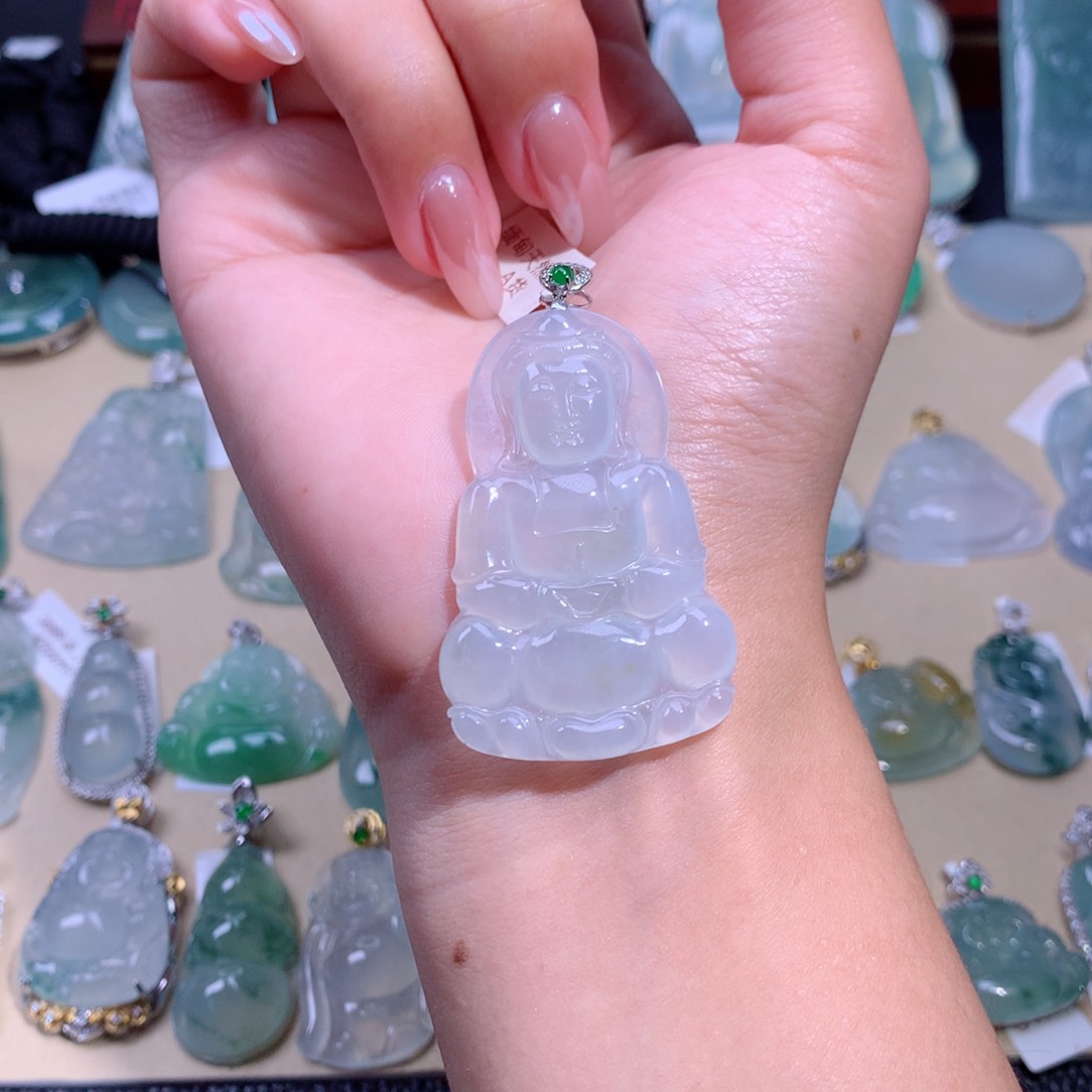 翡翠吊坠(不含链)18K金镶嵌