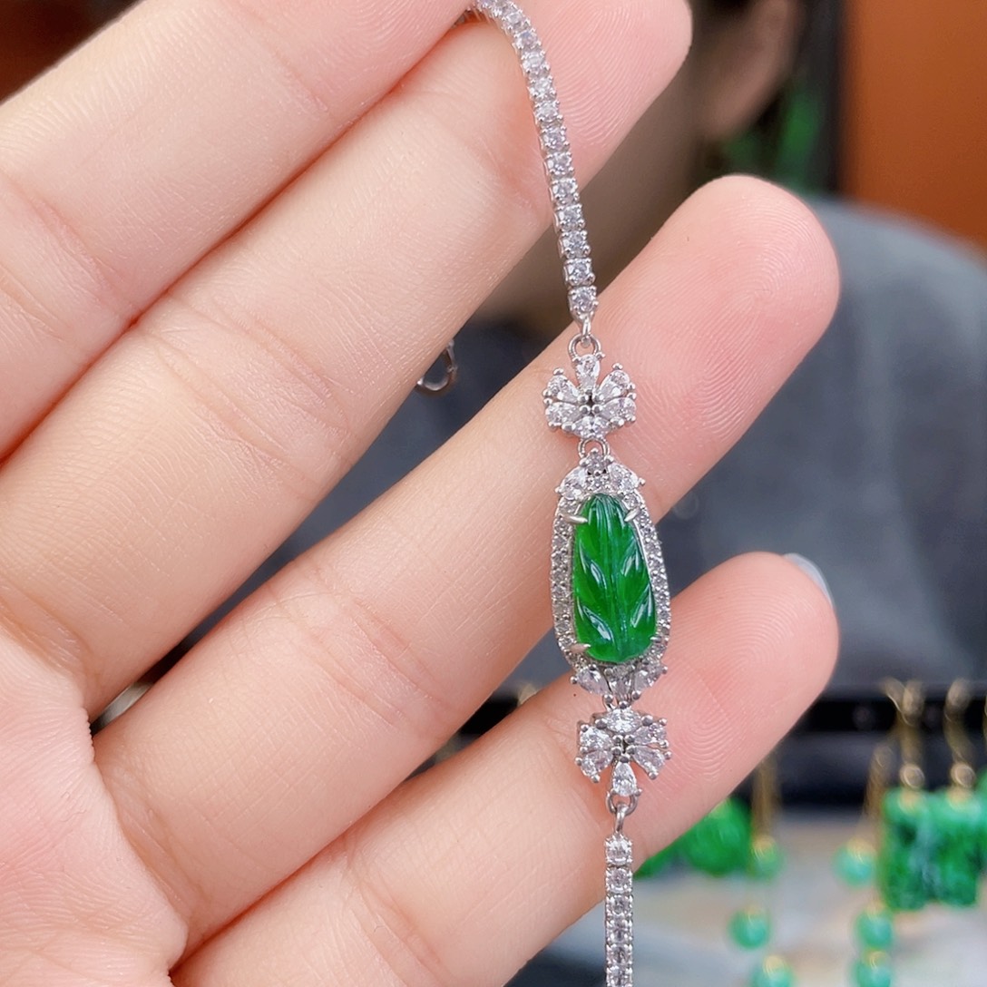 翡翠银S925镶嵌耳饰