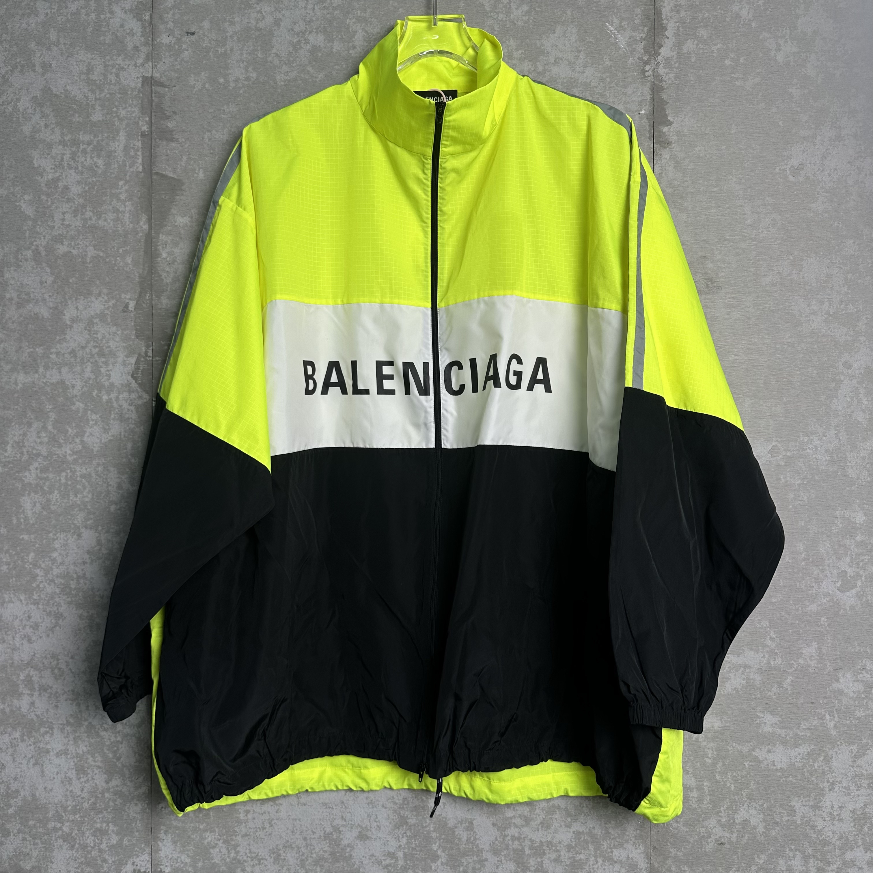 未使用 Balenciaga/巴黎世家 瑕疵/39*1/黄黑拼接冲锋衣/18570/JP