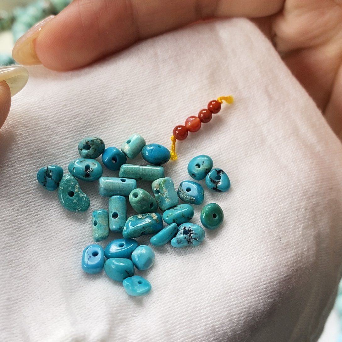 南红玛瑙未镶嵌珠宝奇石