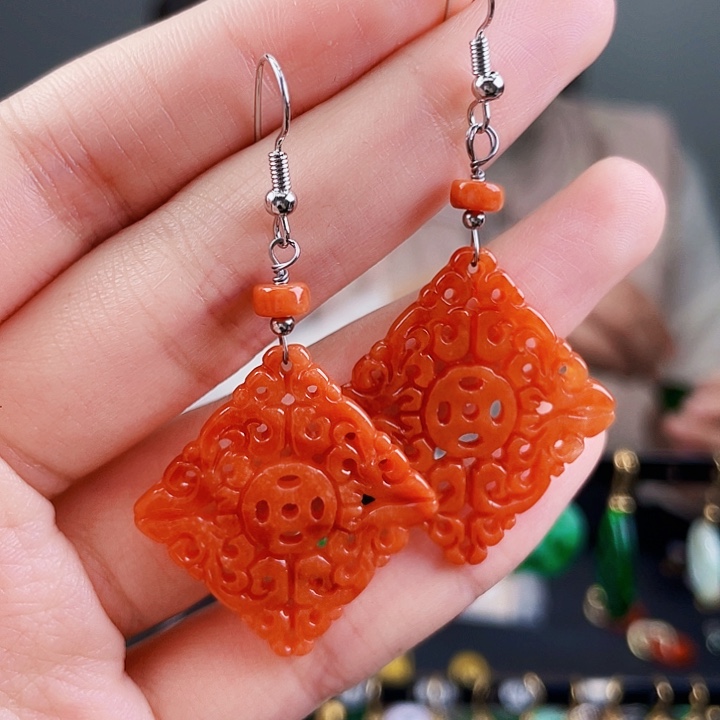 翡翠耳饰未镶嵌饰品