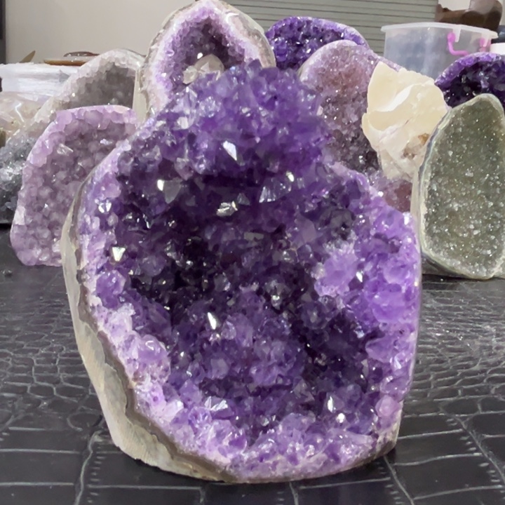 未镶嵌水晶珠宝半成品紫晶花柱