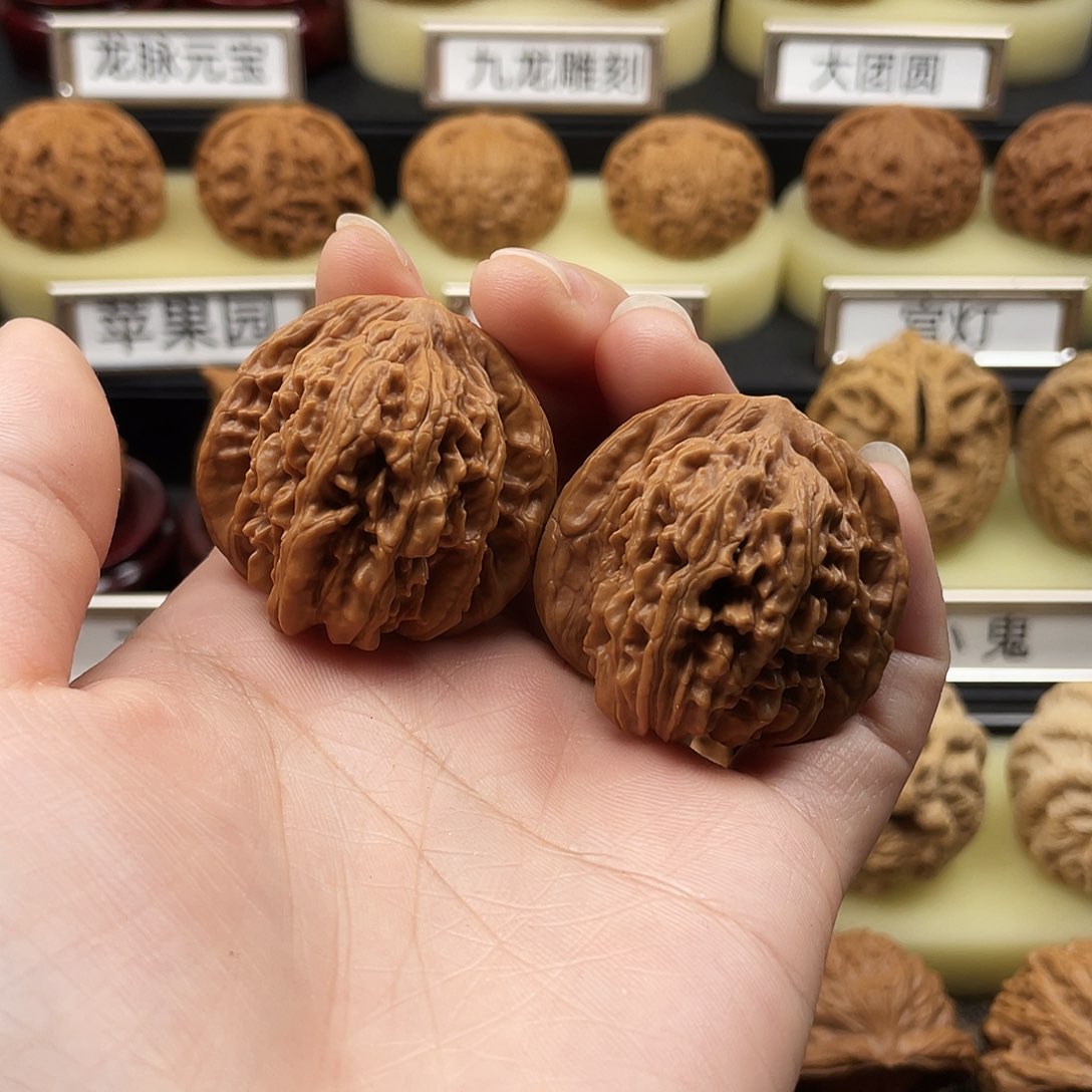 文玩核桃把件四座楼38尺750