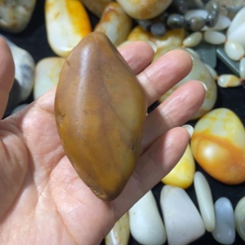 和田玉（糖玉）未镶嵌车挂